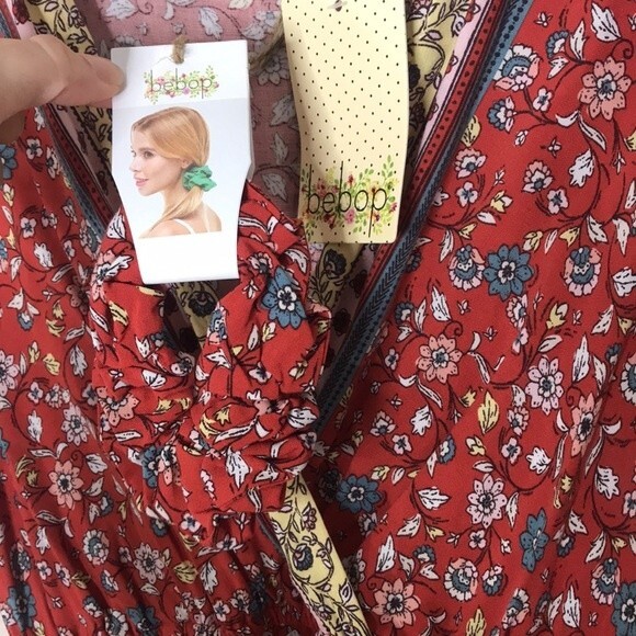 Bebop ditsy floral bohemian prairie maxi dress with matching hair scrunchie - Picture 5 of 11